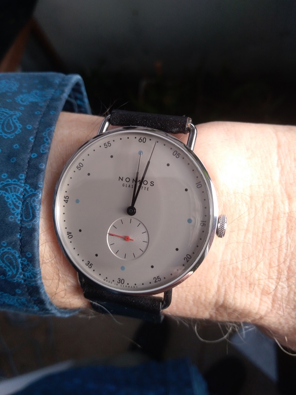 Nomos Metro