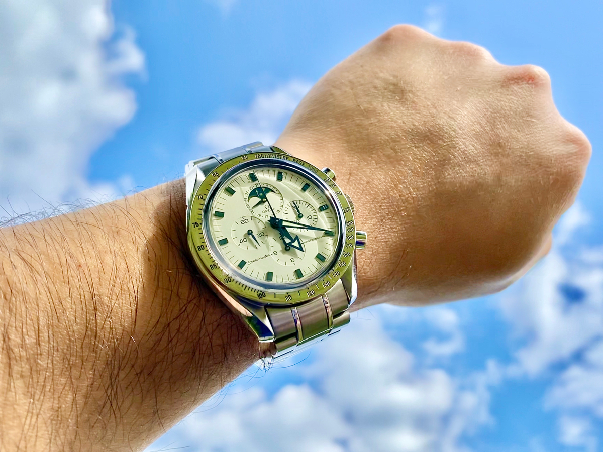 Omega Speedmaster Professional Moonphase